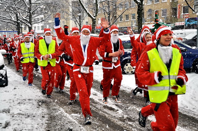 Santa Run   060.jpg